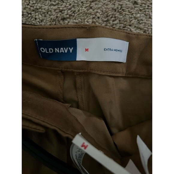 Old Navy Taylor High Waisted Pleated Shorts Size Medium New And Black Thin Belt - Picture 6 of 7